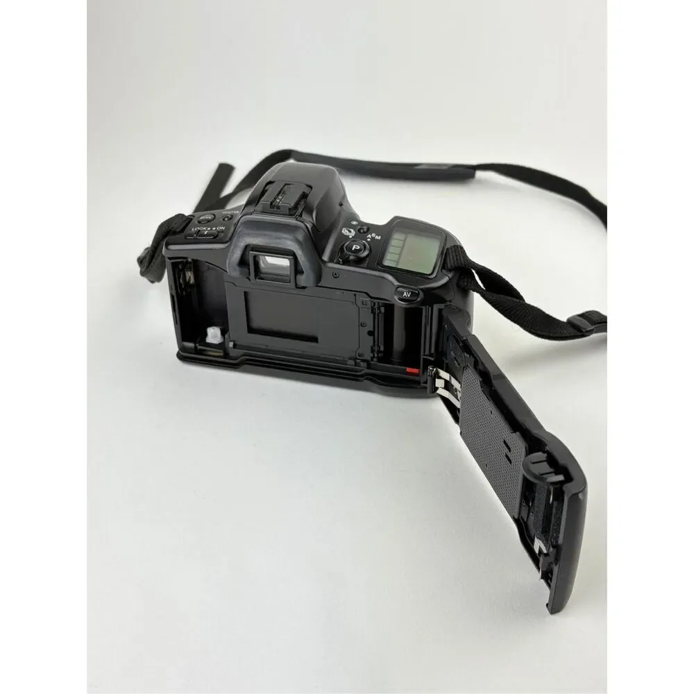Vintage Minolta Maxxum 400si 35mm Camera Body Only - No Lens DQ2351